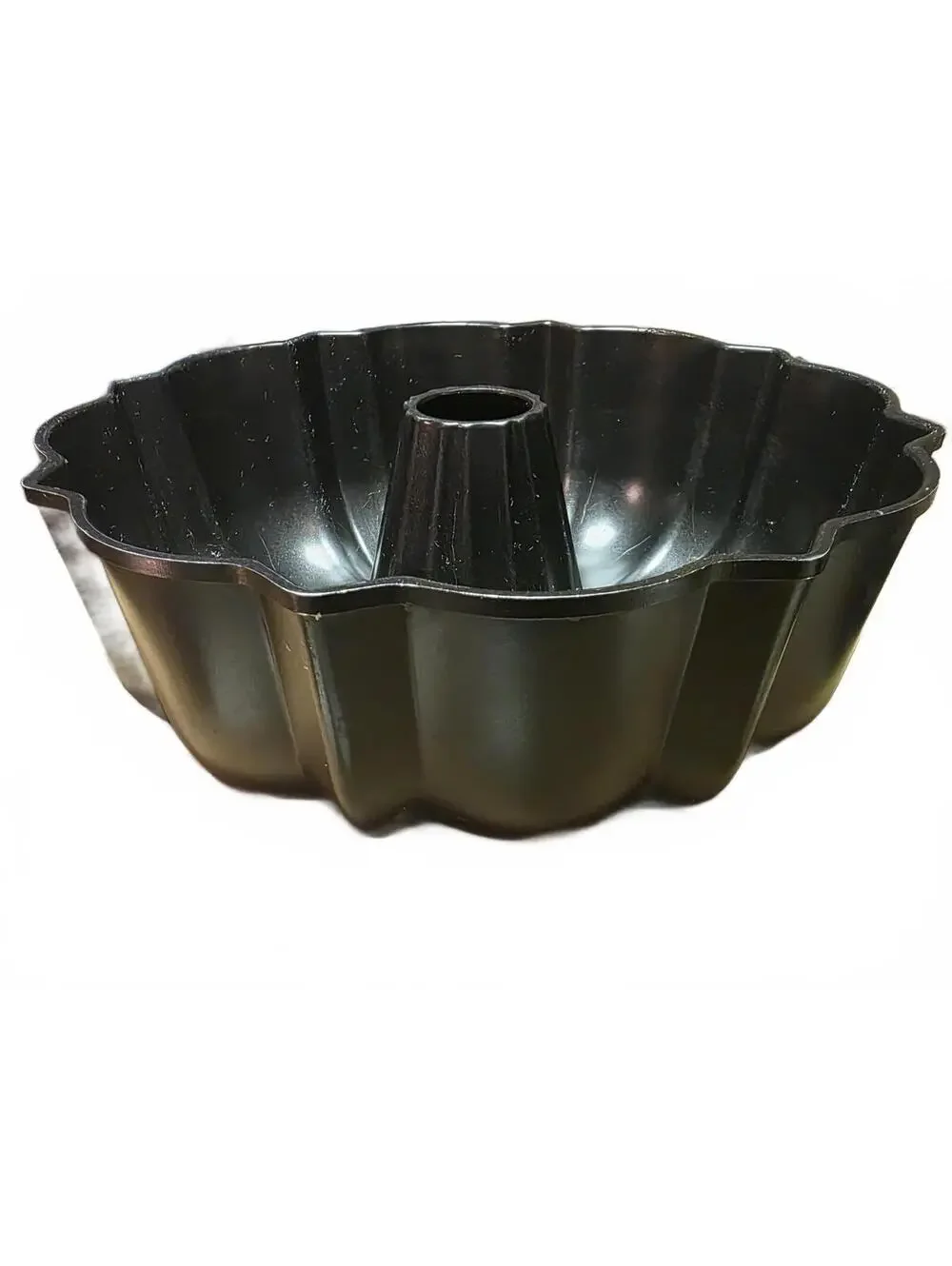 Nordic Ware Vintage Bundt Cake Pan Black Cast Aluminum 12 Cup Heavy Duty